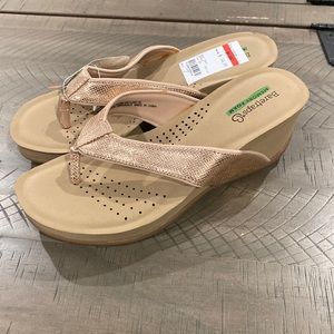 Bare Traps Memory Foam Sandals